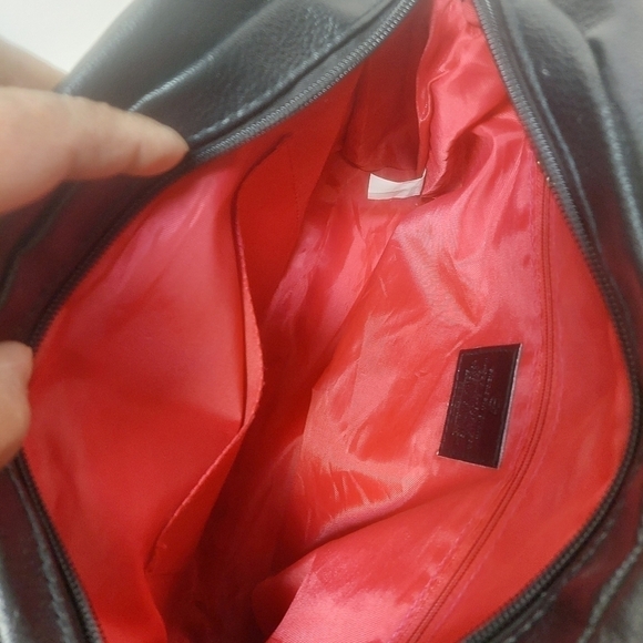 Elizabeth Grant Black Quilted Handbag/Purse - Picture 13 of 16